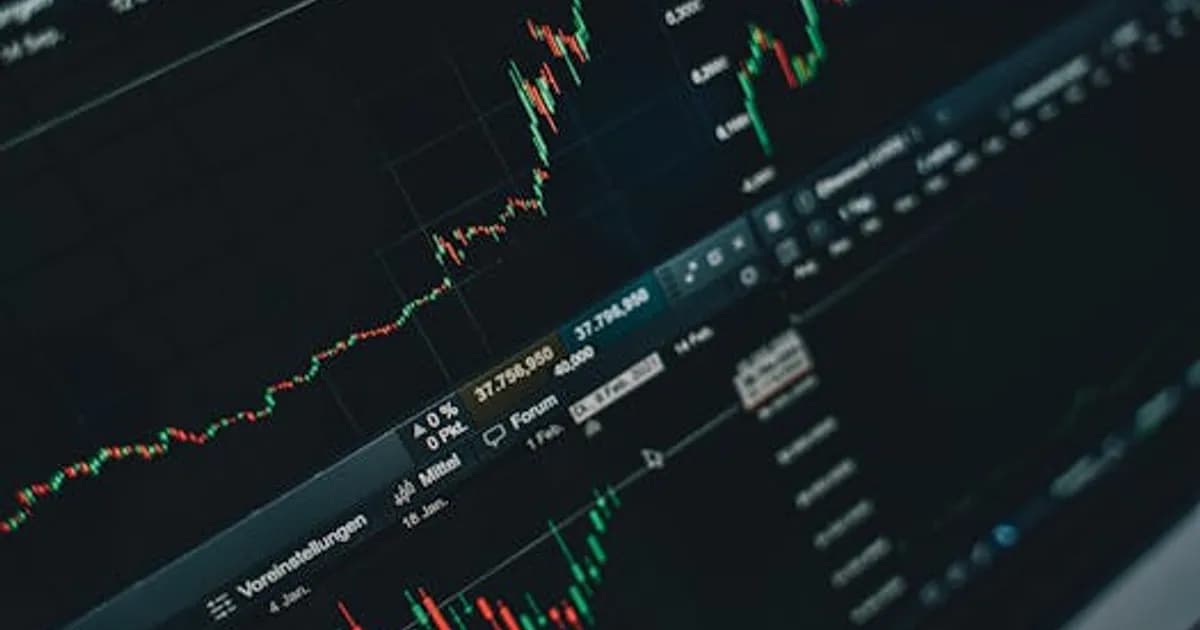 AI in Financial Trading 2026: Algorithms, Risks, and Returns